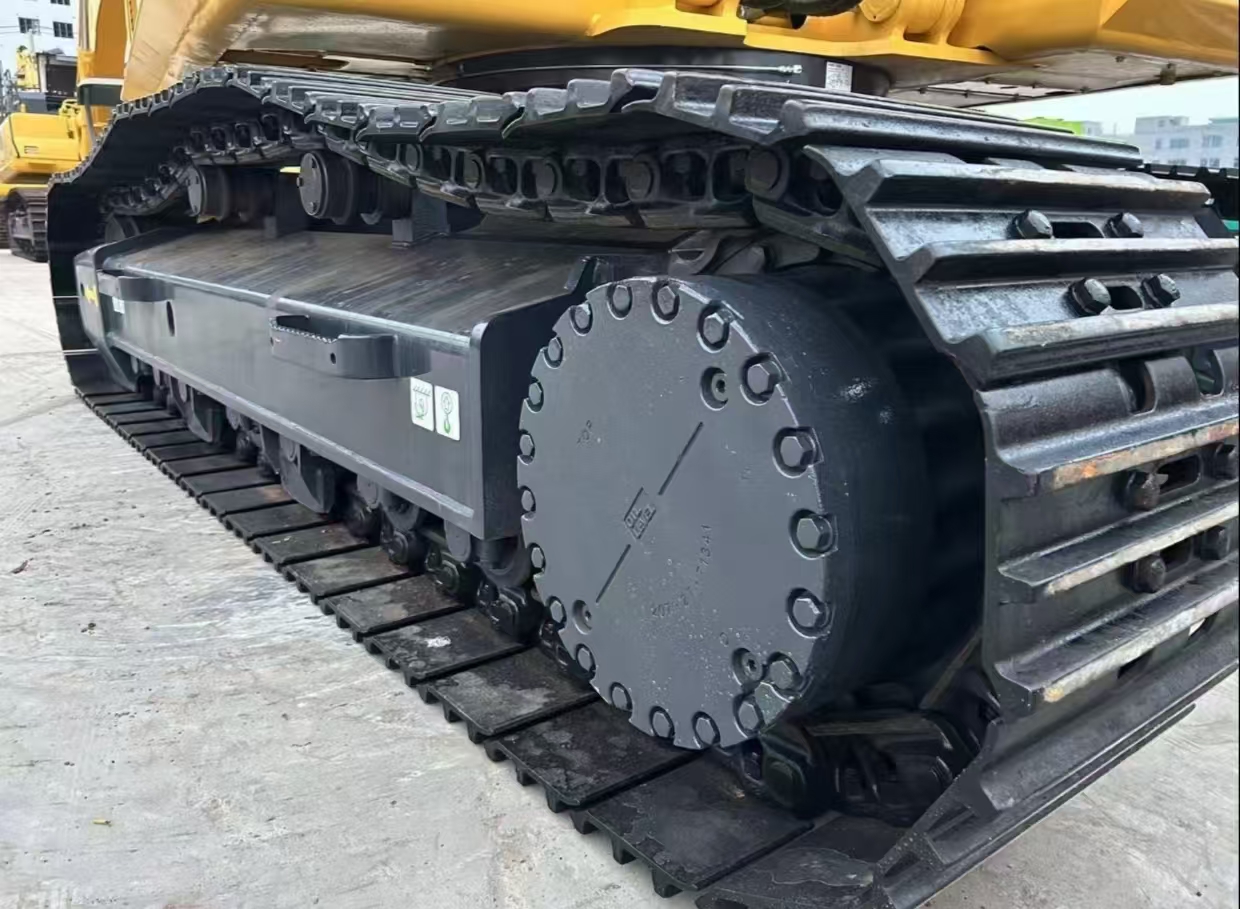 Komatsu 300 Excavator - Image 6