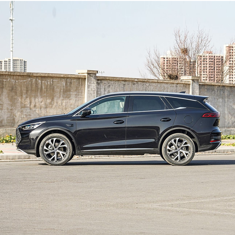 BYD TANG NEW ENERGY 2025 DM-4115KM FLAGSHIP - Image 3