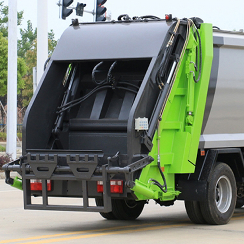 Dongfeng Fureka 6-party Compressed Garbage Truck - Image 5
