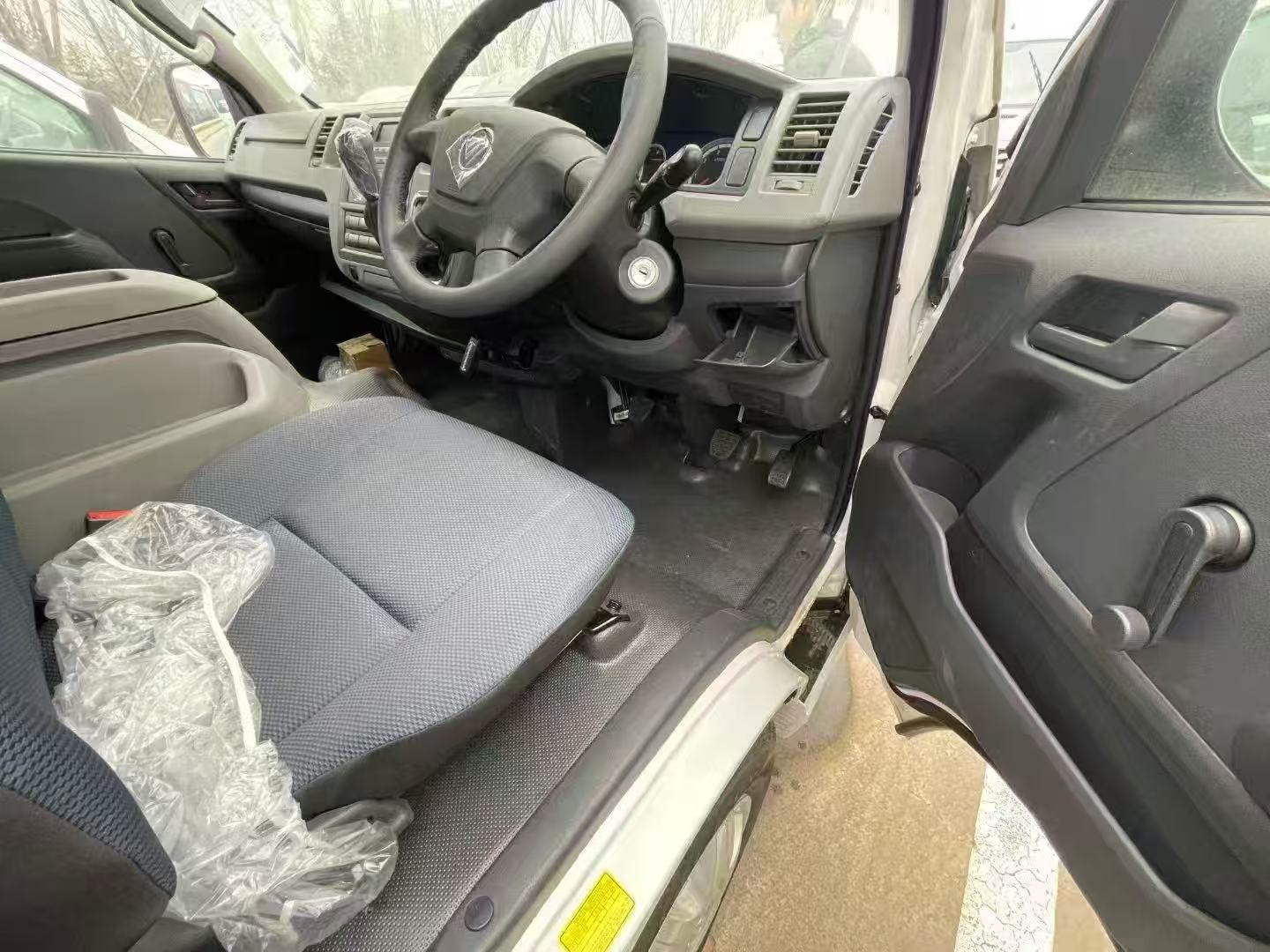 FOTON BJ6549B1PXA-R2 - Image 4