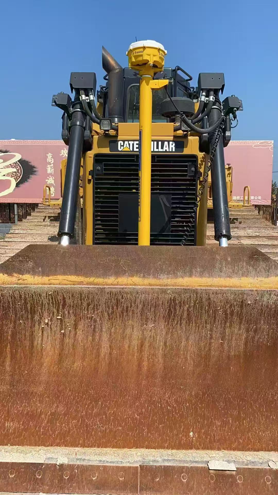 Second-hand CAT D6T crawler excavator - Image 3