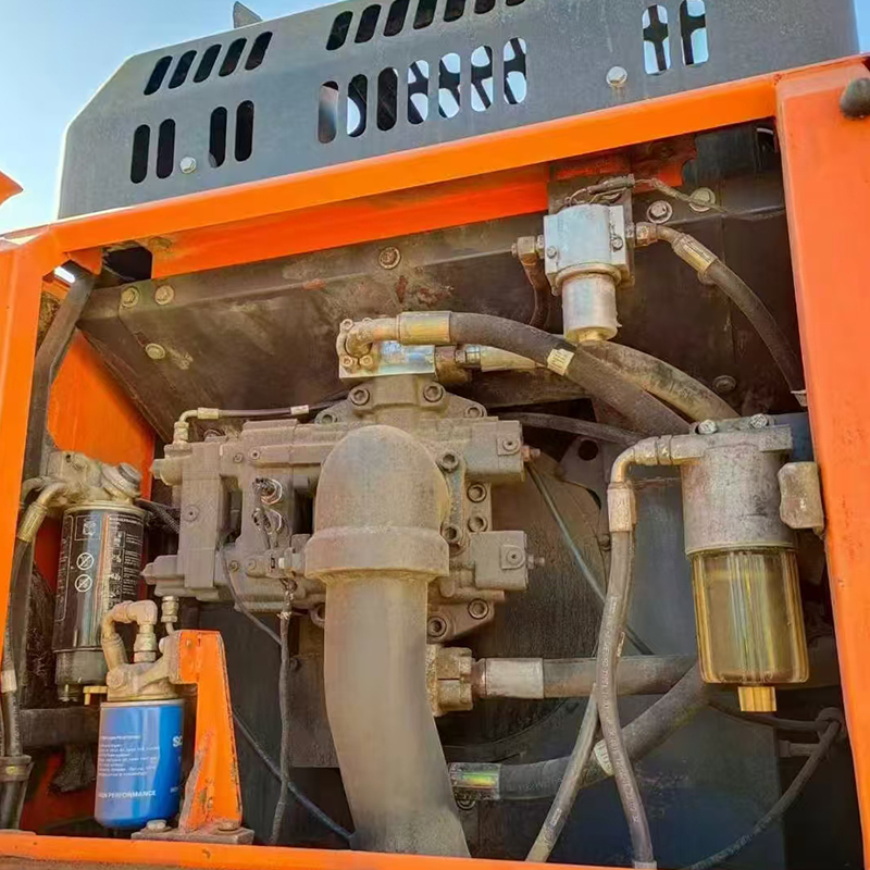 2019 Used Doosan 380 Crawler Excavator - Image 8