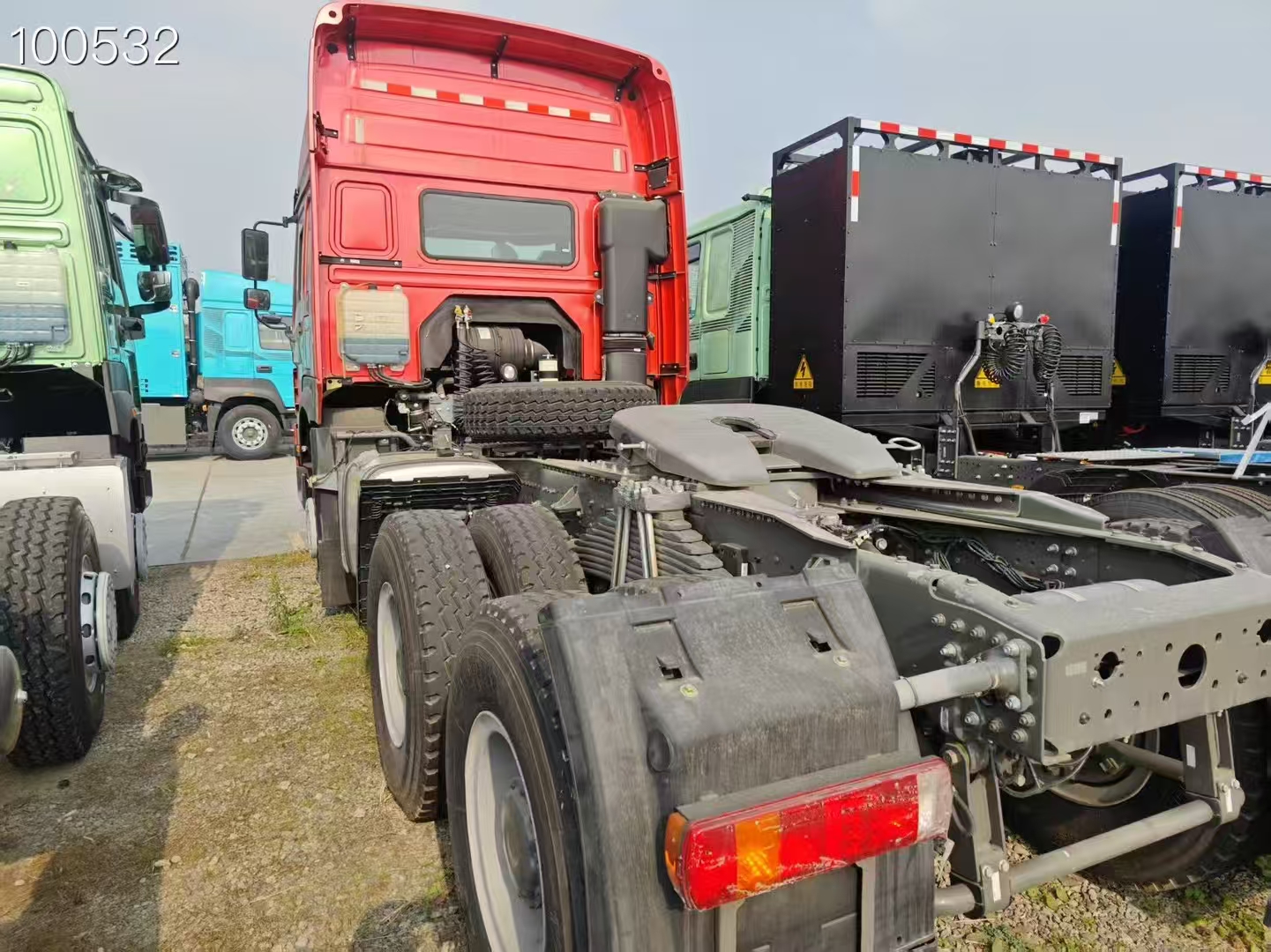 HOWO T5G Heavy-Duty Tractor Trailer - Image 5