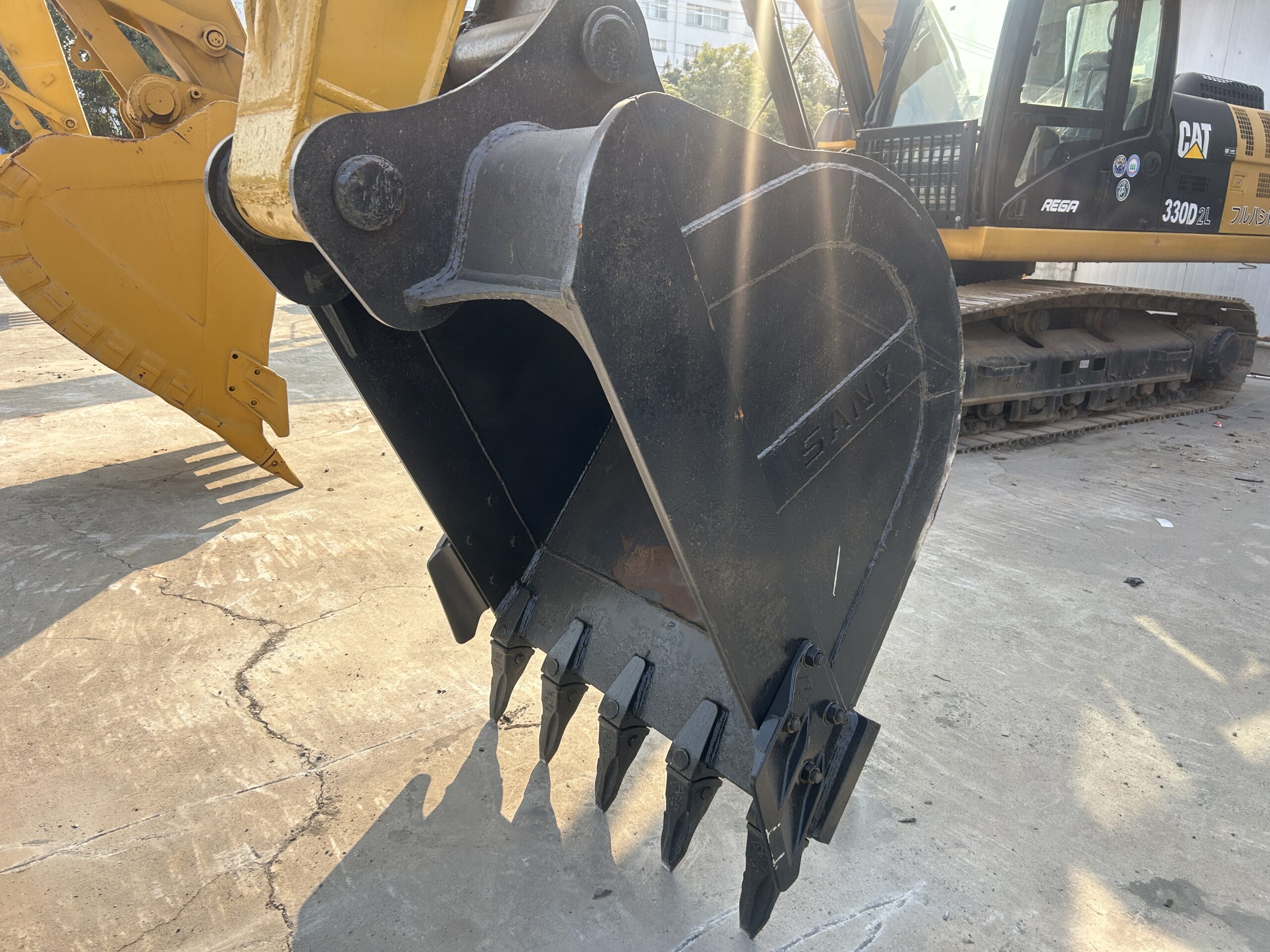 Factory Supply SANY SY215C 21ton Medium Excavator - Image 6