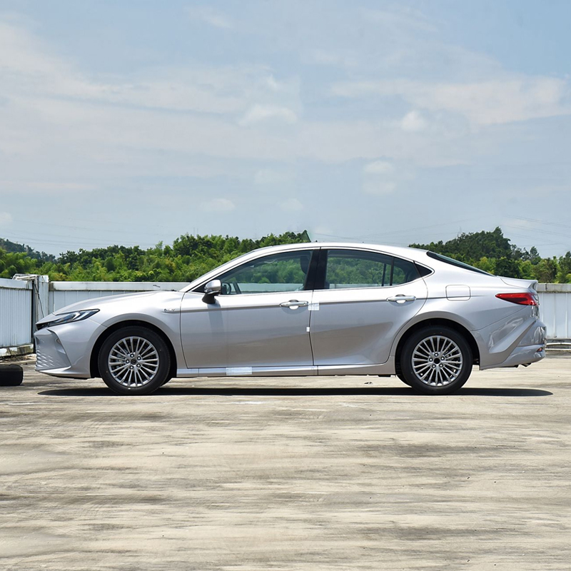 Toyota Camry 2024 Dual Engine 2.0HGVP Deluxe Edition - Image 3