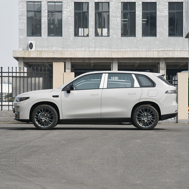 Leapmotor C10 2024 210 Smart Edition - Image 3