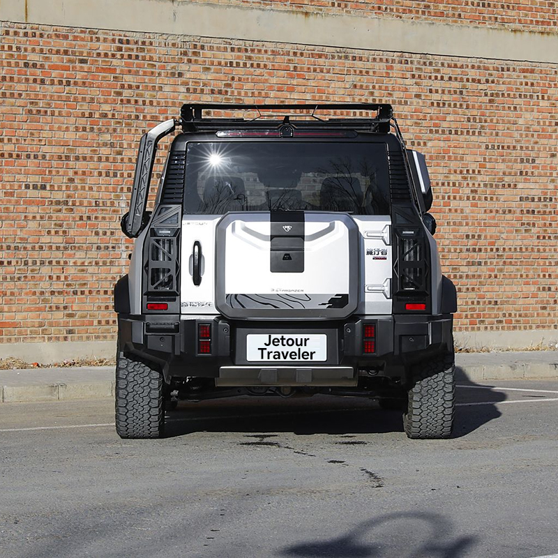 Jetour Traveler 2024 2.0T four-wheel drive Silver Dragon Wings - Image 4