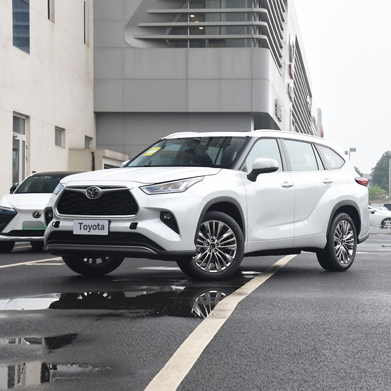 Toyota Highlander 2024 380T 4WD Luxury 7-seat - Image 3