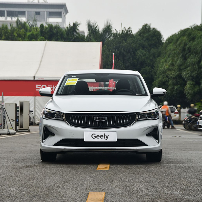 Geely Emgrand 2023 4th generation Champion Edition 1.5L manual luxury model - Image 4