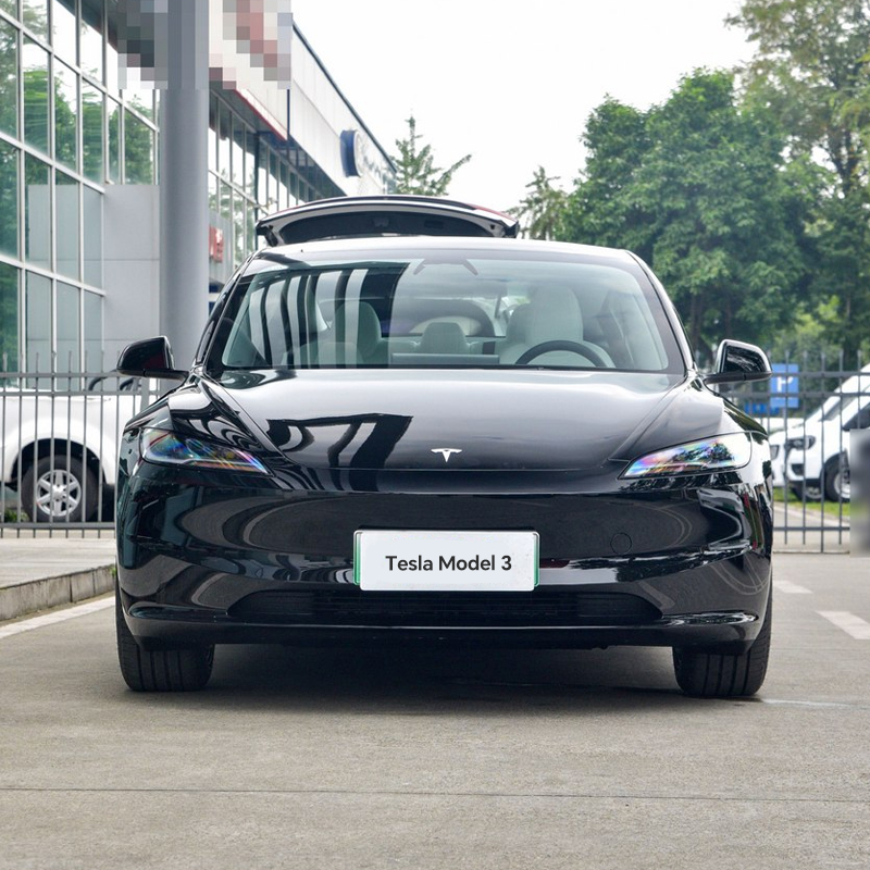 Tesla Model 3 2023 rear-wheel drive version - Image 4