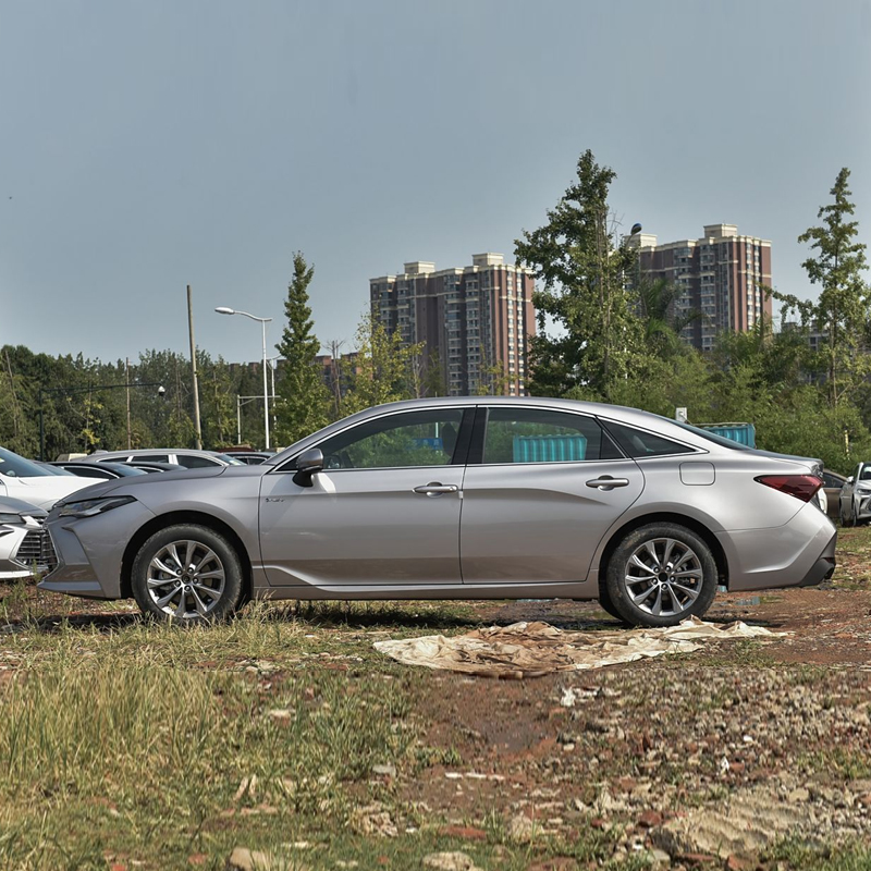 Toyota Avalon 2024 Dual Engine 2.0L Premium - Image 6