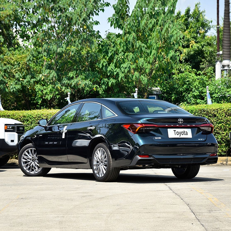 Toyota Avalon 2024 2.0L Luxury - Image 7