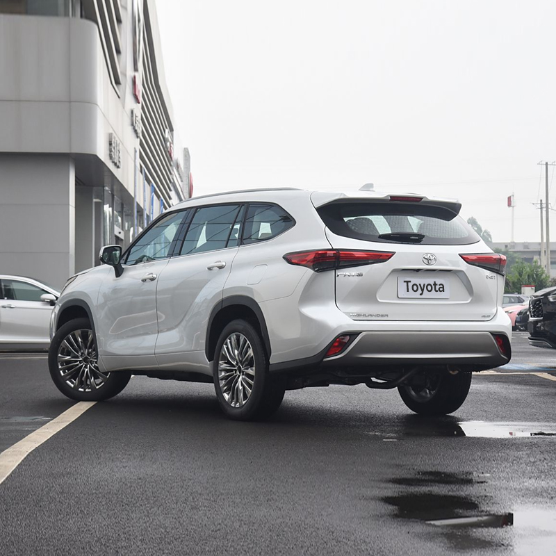 Toyota Highlander 2024 380T 4WD Luxury 7-seat - Image 7