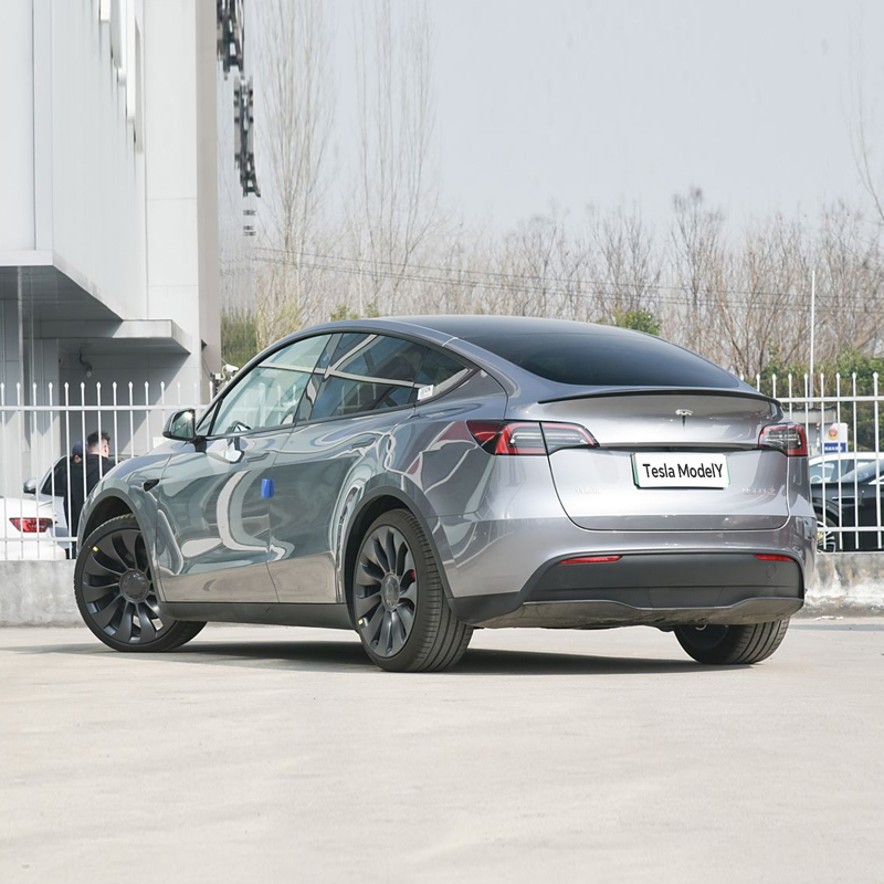 Tesla ModelY 2024 High Performance - Image 7