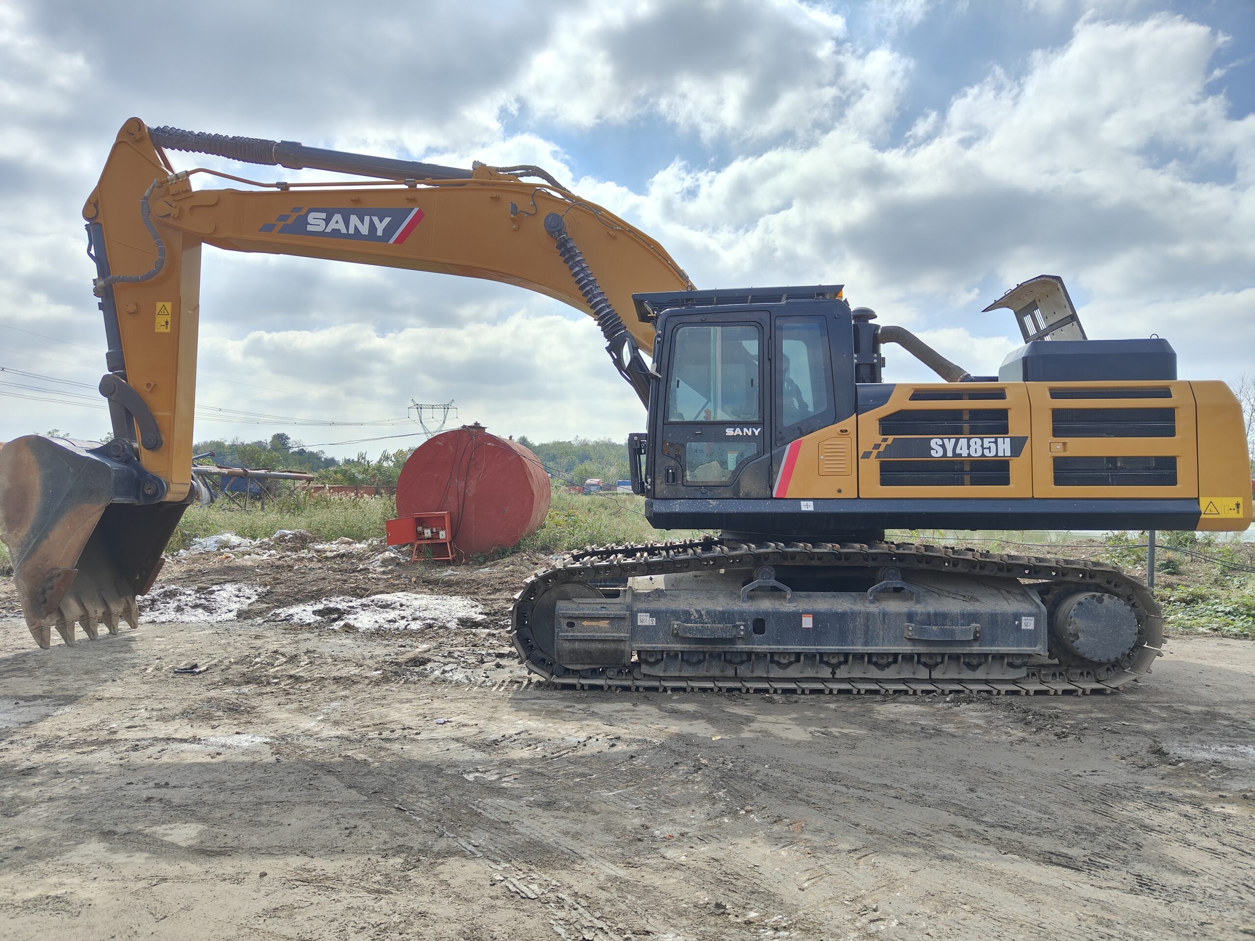 Reconditioned machine Sany 485H excavator - Image 2