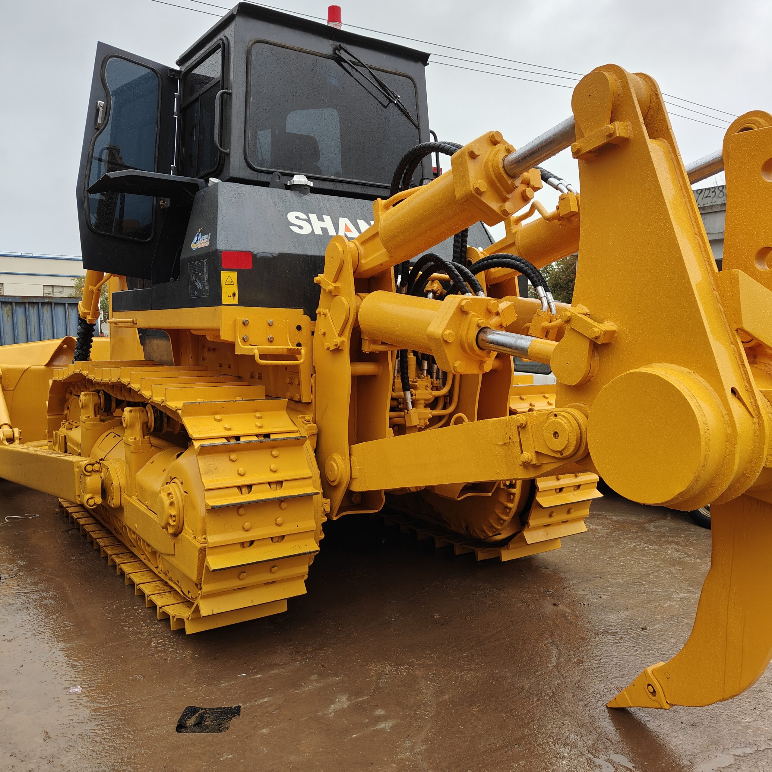 Reconditioned machine SHANTUI SD32 BULLDOZER - Image 6