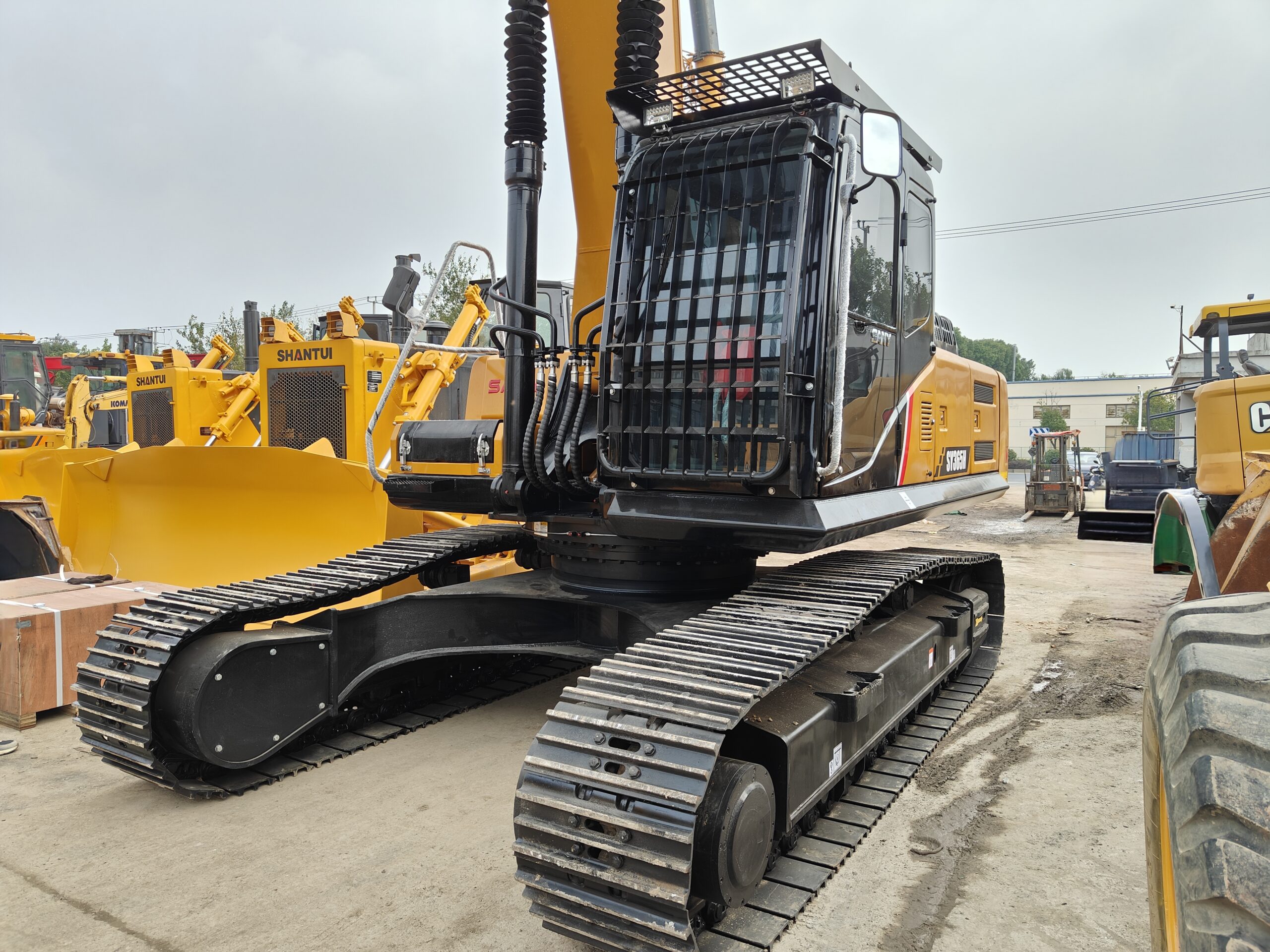 Reconditioned machine Sany 365H excavator - Image 2