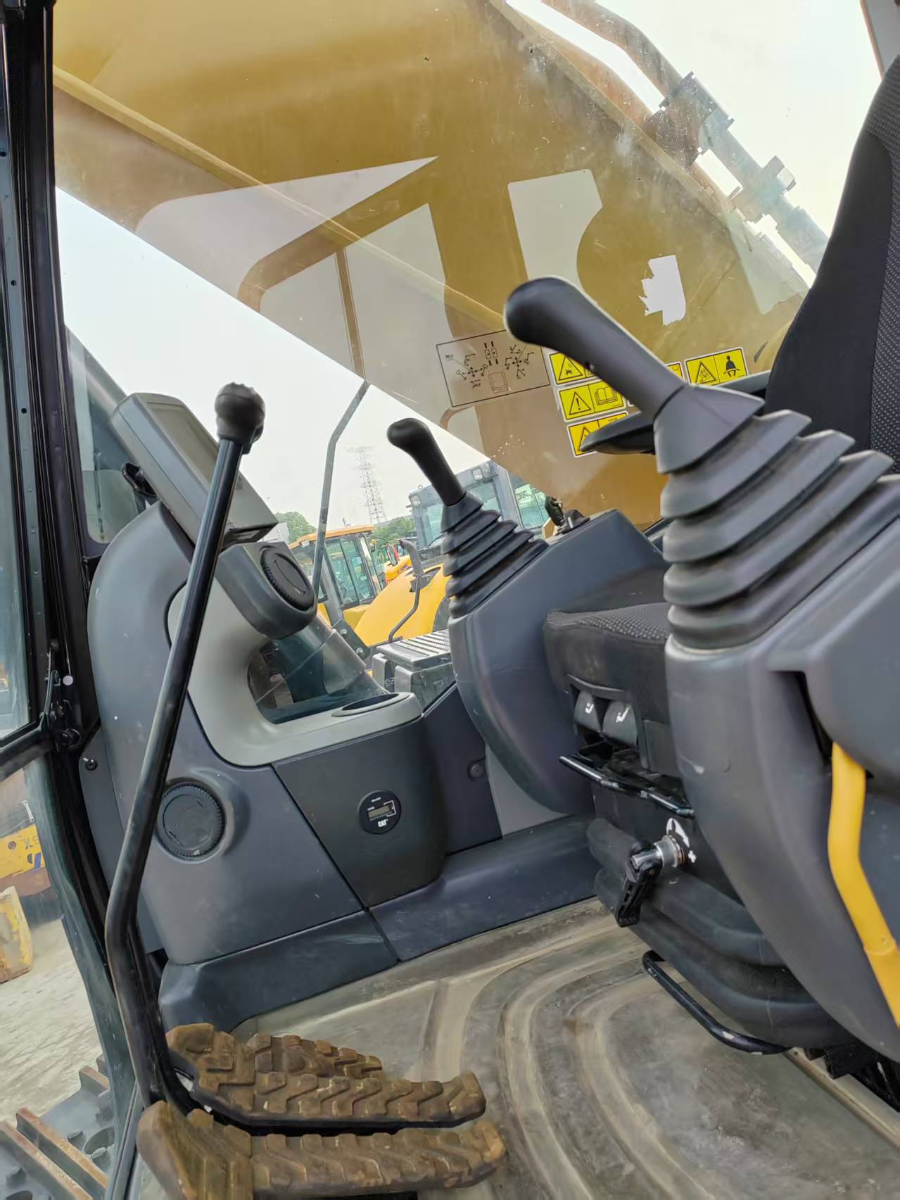 Reconditioned machine CAT 349D2 EXCAVATOR - Image 6