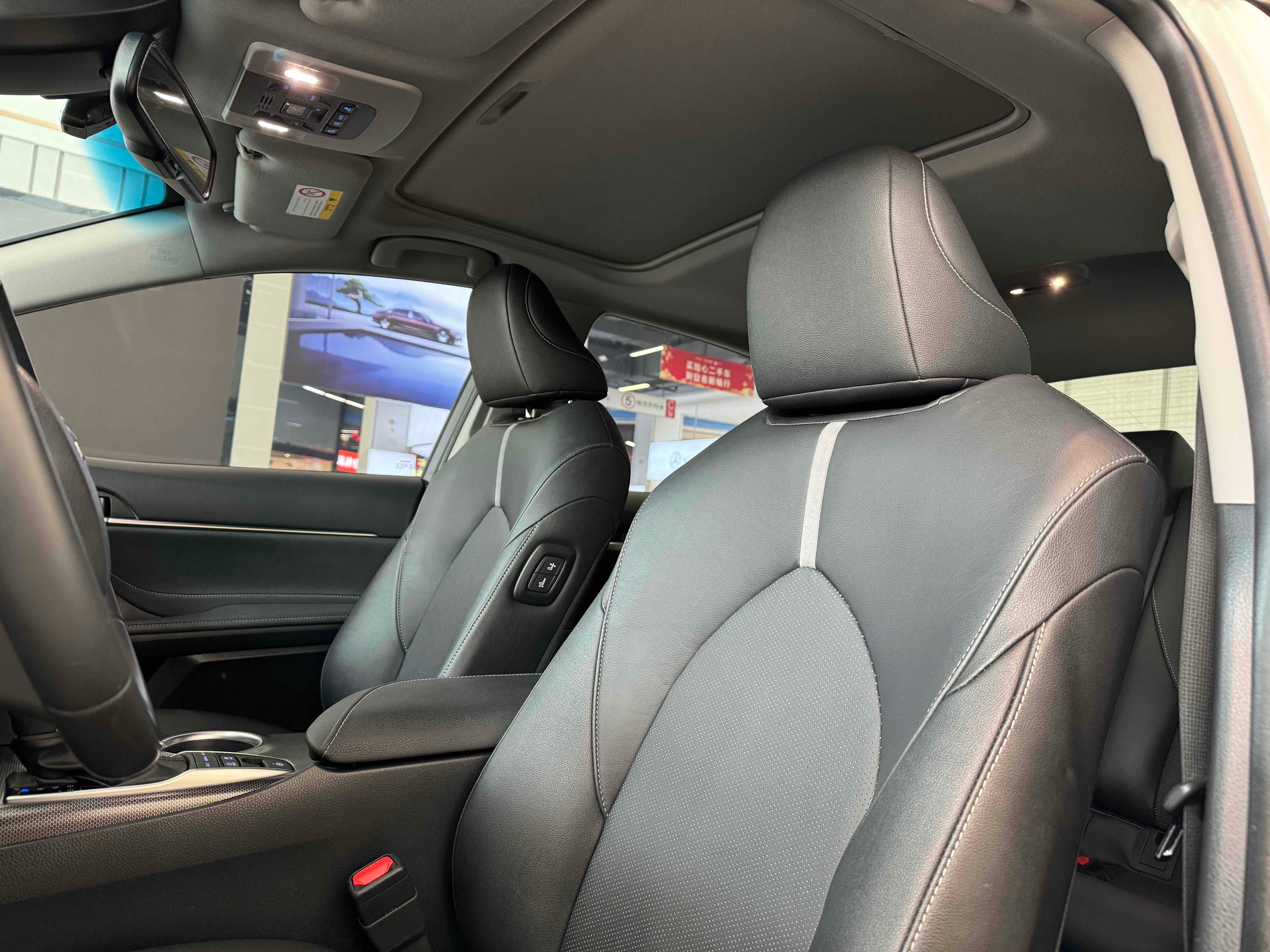 Used Toyota Camry 2021 Hybrid 2.5HS Sport Edition - Image 4