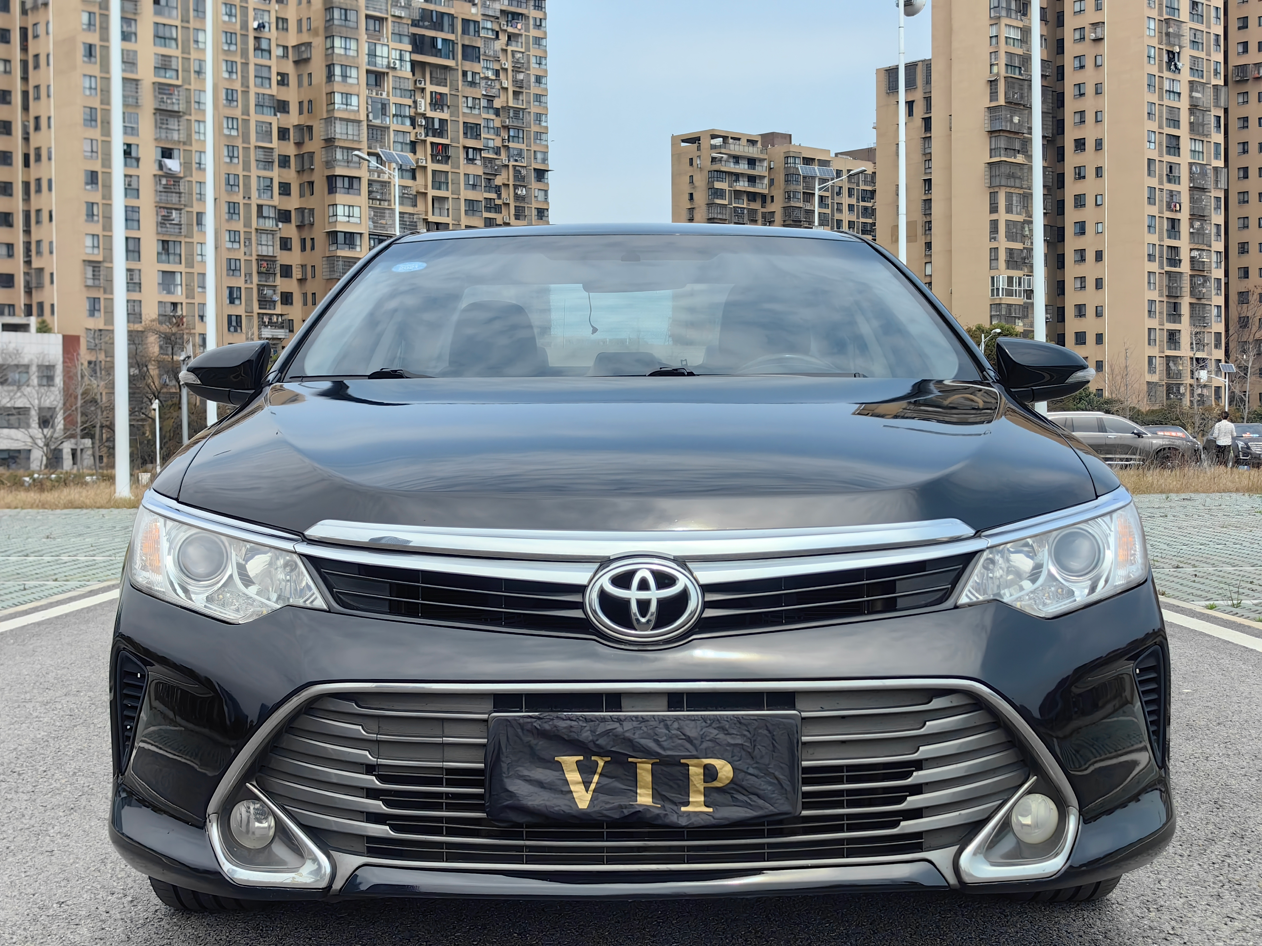 Used Toyota Camry 2.0G Luxury Edition 2015