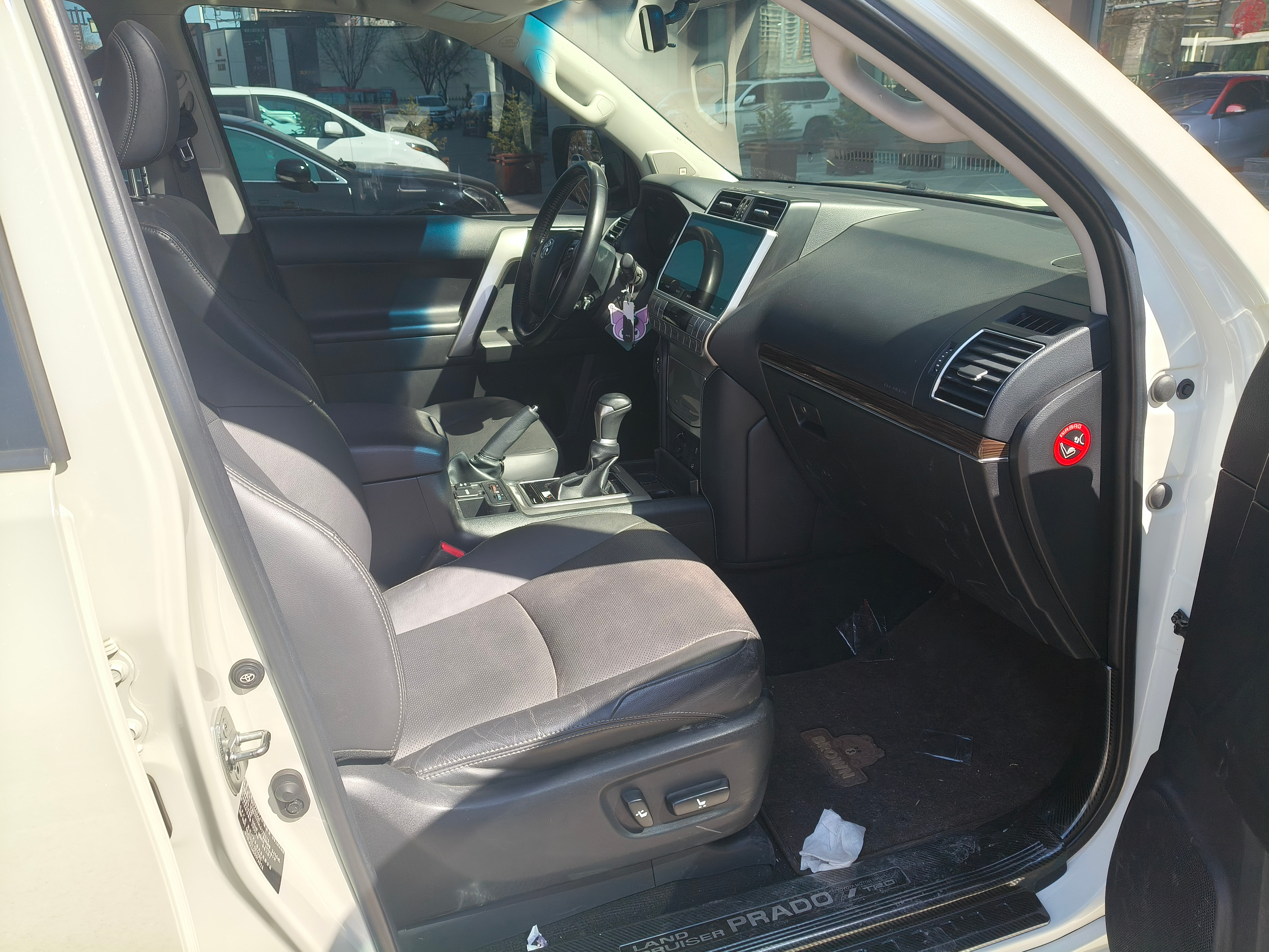 Used Toyota 2019 Prado 3.5L Automatic TX-L Deluxe Edition - Image 3