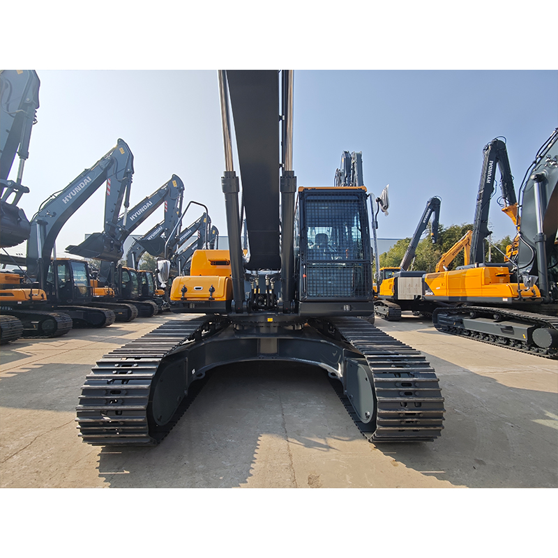 brand new Hyundai 340HD excavator - Image 5